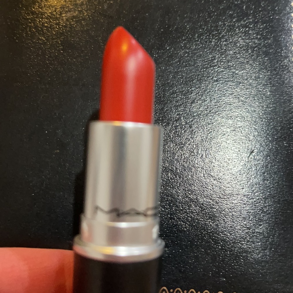 Lipstick - Picture 3 of 3